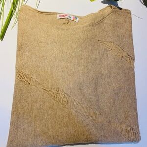 Umgee beige oversized sweater size M